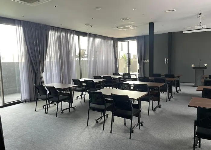 Seekers Finders Rama IV Hotel Surestay Collection By BW